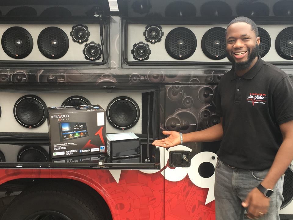 TheBridgeat1055's tweet photo. Head to our Facebook page and enter to win a brand new Kenwood Car Play 7" touch screen receiver, provided by #CustomCarStereo! Winner will be chosen March 30: https://t.co/lkW1qYYP8i #chs #chsradio https://t.co/nf0YTpDXYH