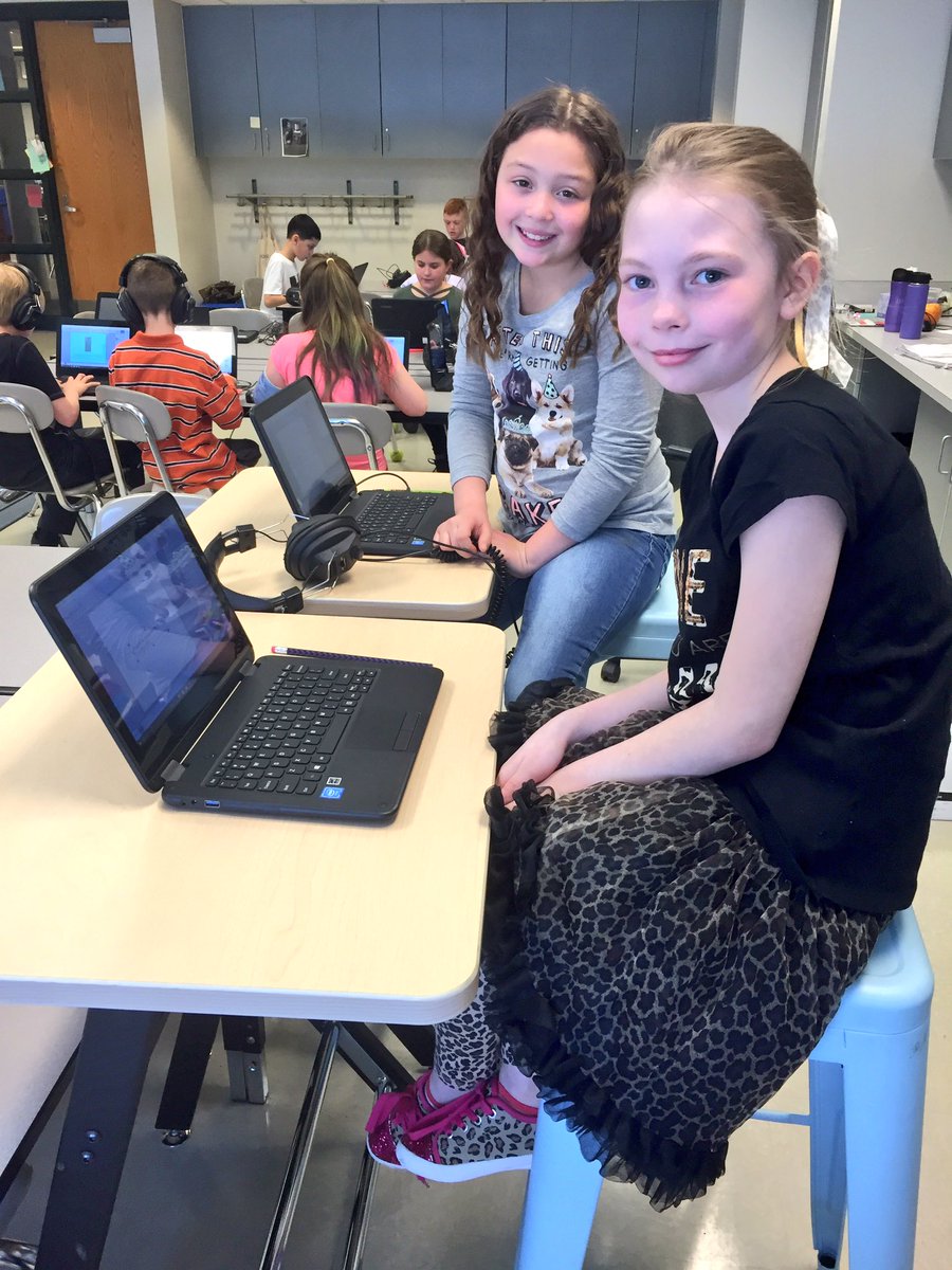 Mrs_Kling_Tech's tweet photo. 4th gr Ss designing logos for seating charts w/Pixie4 @Tech4Learning PrintScreen, Paste, Crop & Prt. Sounds easy until you try it. @MicrosoftEDU @edutopia @edutopia @PADeptofEd @usedgov #slippery #MultiStepProcess #WordProcessing #DesignProcess #Grit @SASD_Vernfield https://t.co/PQhtg4naYn