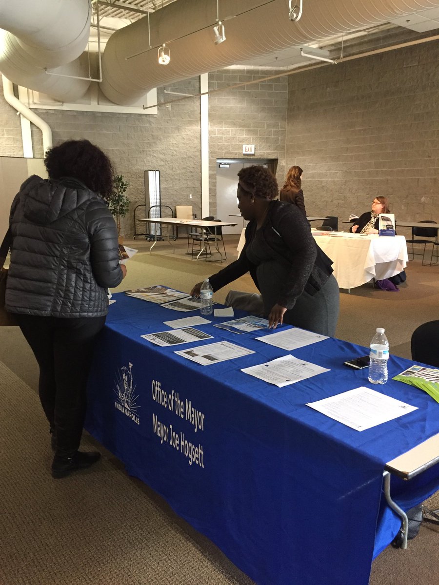 Olubunmi Ijose helping neighbors