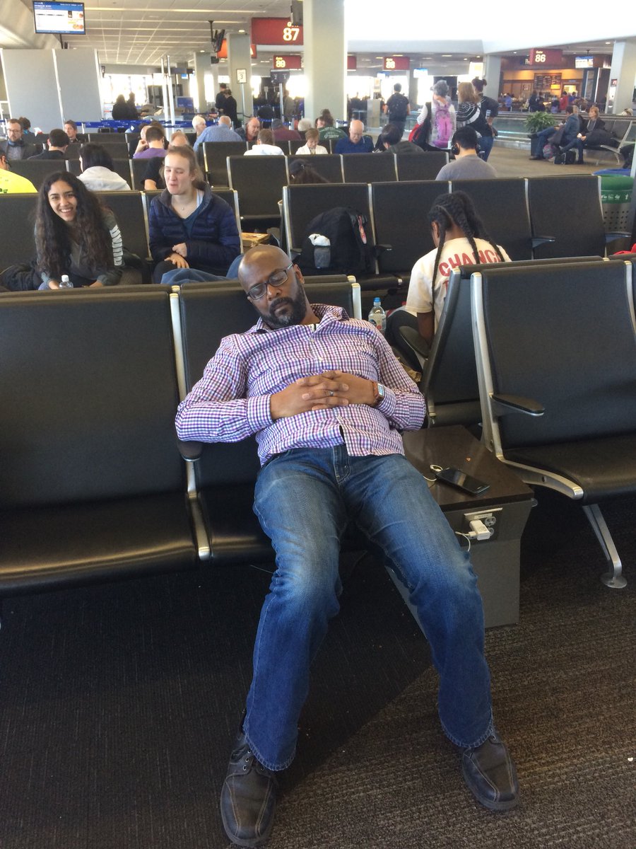 HBCGCJapanSat's tweet photo. Wayne, a vision in plaid today, is pooped after a long day of travel !!!!!! This is lil jb signing out. I’m glad I have such a good final tweet. It’s been a great journey here. Peace luv and blessings ~lil jb https://t.co/85HBp1bdpD