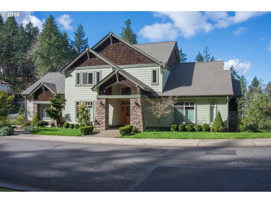 stclairhomes's tweet photo. Gorgeous home in one of SW Eugene's premier gated communities on 2/3 acre with top-of-the-line amenities &amp; amazing views! https://t.co/OXxCfuwqLg  #Eugene #Houseforsale #realestate https://t.co/uzTVyDI4Ct