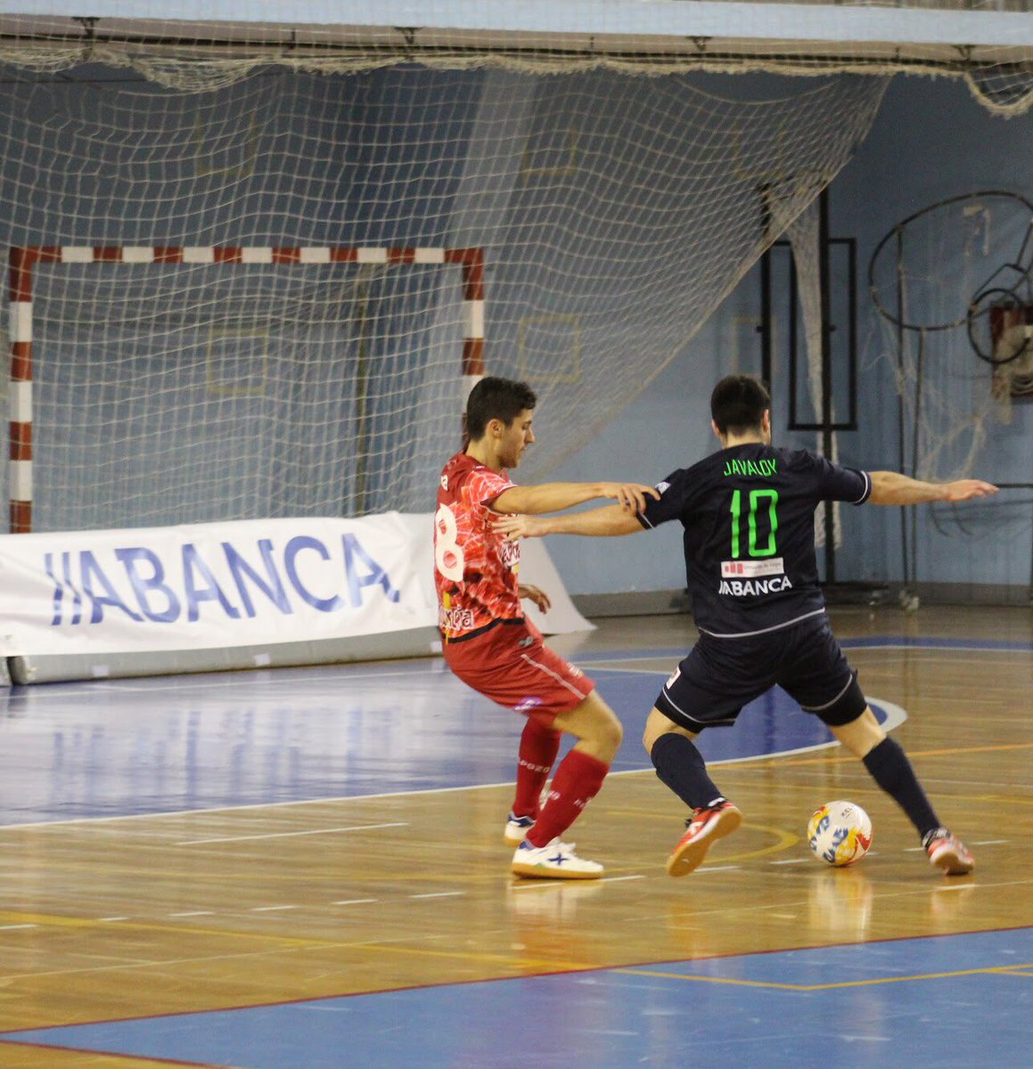 ProneLugoFS's tweet photo. Después de la derrota ante ElPozo Ciudad de Murcia 3-6, las cosas se complican, pero no nos rendimos! Lucharemos hasta el final 💪🏼.
Este fin de semana nos desplazaremos hasta Córdoba.
#ForzaProne
#LNFS https://t.co/LXGHydcZyw