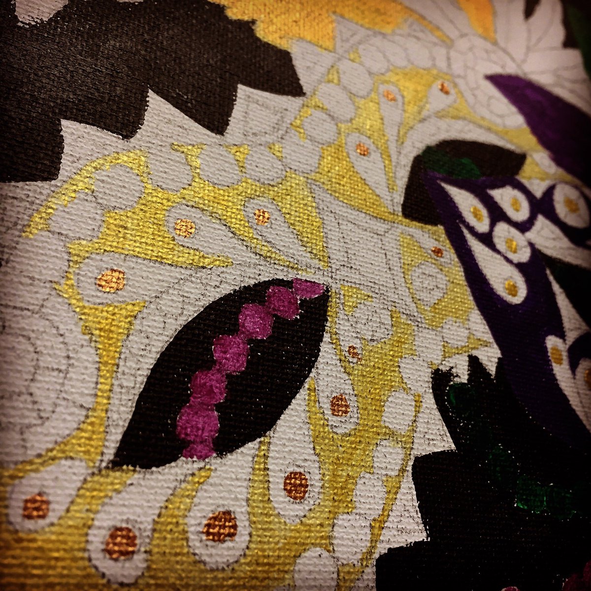 Mario Gras Piece Happens #MardiGras #paint #dopeness #mask #art #artgallery ##artists #Artworks #acrylicpainting #party #PARADE