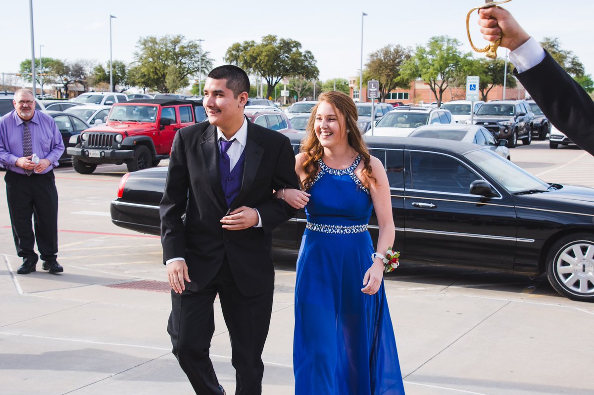 LewisvilleHS's tweet photo. PHOTOS 📸 | COF Grand Ball 2018: https://t.co/HN869FvYY1 #LHSGB18 #LHSGB2018 #FarmerPride https://t.co/Emu9uosnFf