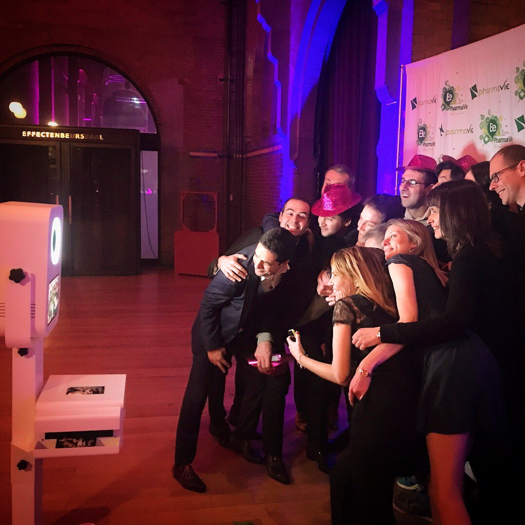 FotoProm's tweet photo. Day by day, frame by frame... by our photobooth.
@BeursVanBerlage #fotomarketing #fotoprom #fotopromteam https://t.co/mHfVVHbCQ5