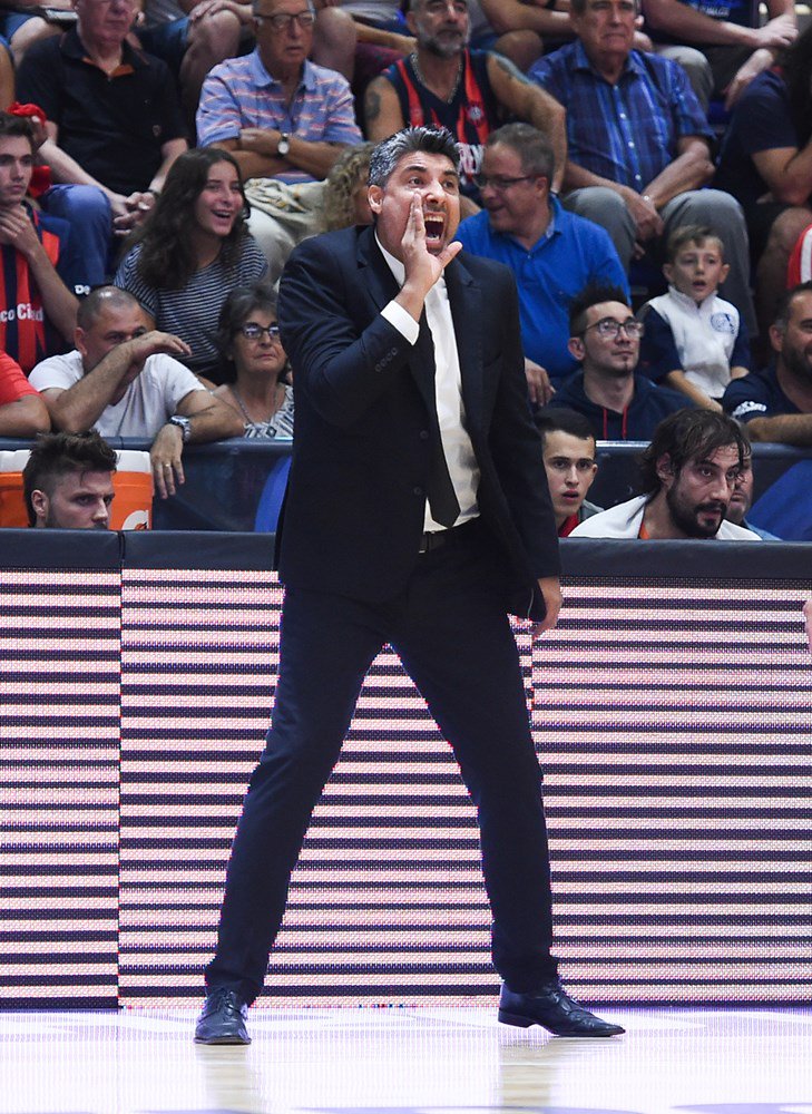 Uno Contra Uno 🏀 #UCUPlay tweet media