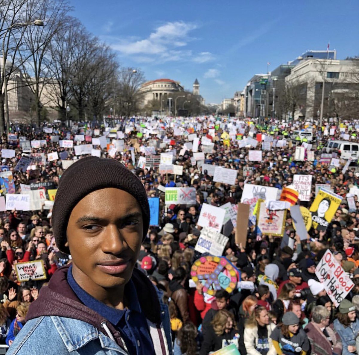 hope__tour's tweet photo. When young people unite to awaken the dormant American Dream, that gives us hope.

@AMarch4OurLives

#HOPEtour2018 #MarchForOurLives https://t.co/uDW2lnsdq3