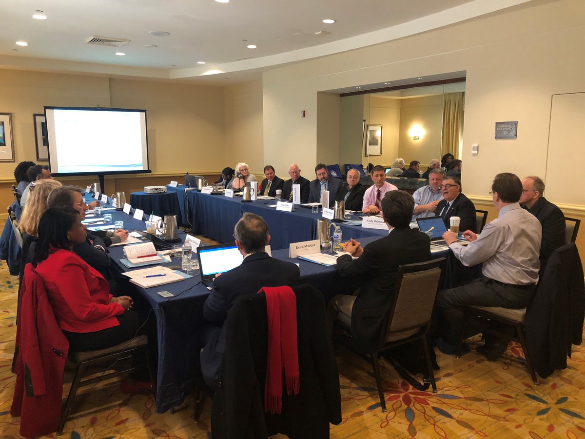 ruralhealth's tweet photo. In partnership with #FORHP and the Veterans Office of Rural Health, NRHA is currently hosting its annual D.C. meeting with #rural #veteran #health experts from across the country to discuss issues and strategies that address rural challenges. #ruralhealth #veterans #veteranhealth https://t.co/kzpzSD8EeW