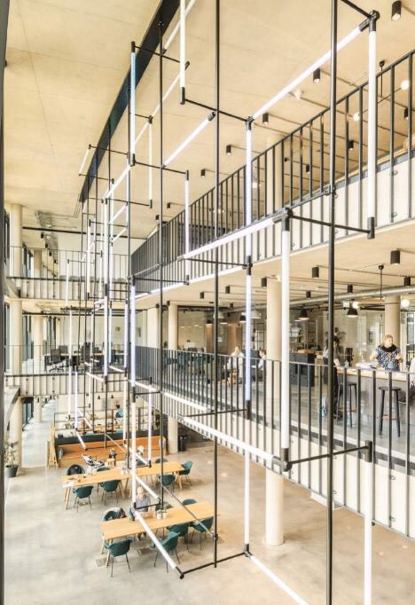 CFCICambridge's tweet photo. Large Building Award: Shortlisted Scheme 2 of 6 - The Bradfield Centre by @AukettSwanke #DCA17 https://t.co/OtRzPEvm5z