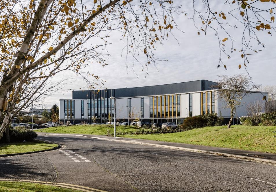CFCICambridge's tweet photo. Large Building Award: Shortlisted Scheme 2 of 6 - The Bradfield Centre by @AukettSwanke #DCA17 https://t.co/OtRzPEvm5z