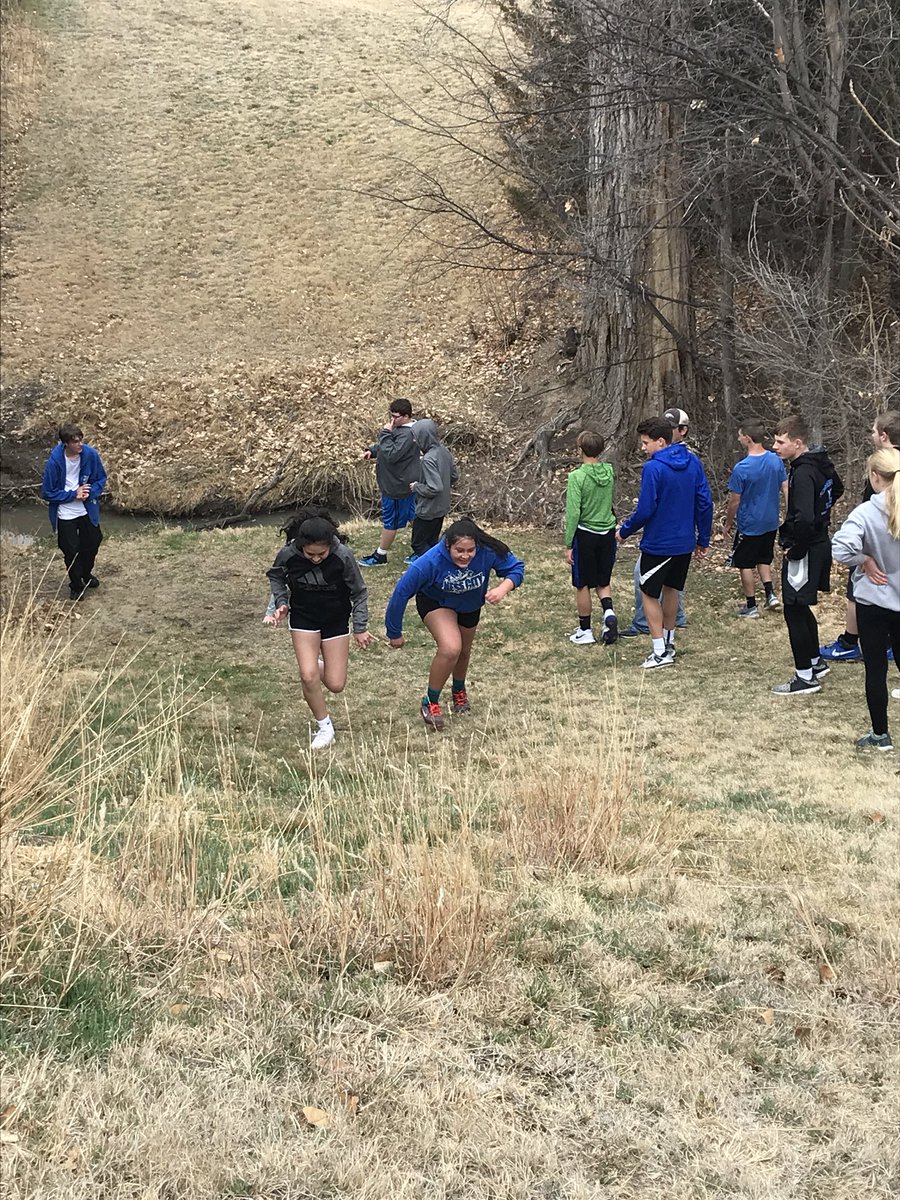 NCJH_Track's tweet photo. Perfect day for slides.. I mean hills, at the park! #JuniorEalges https://t.co/yRNqqQz7wd