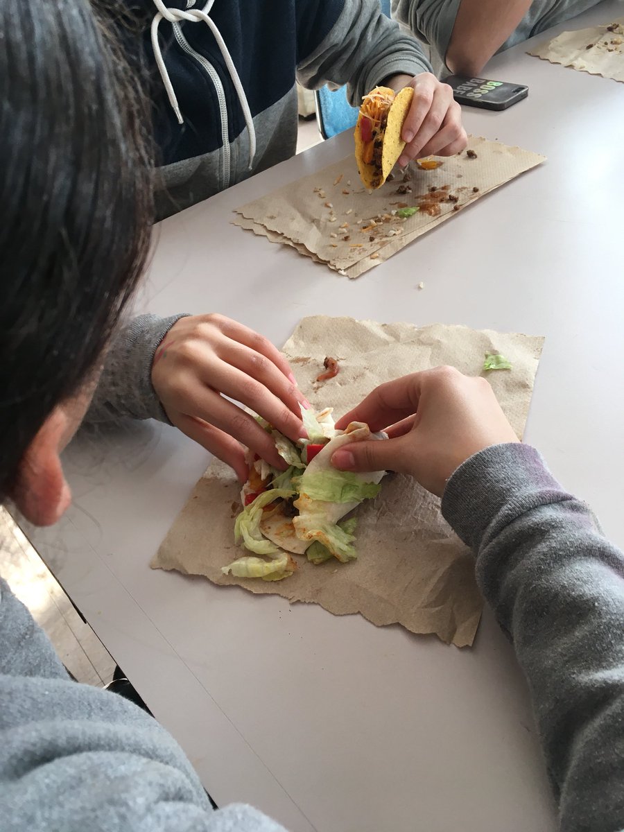 LevasseurMindy's tweet photo. Making Tacos with my TRUCE cooking kids . They’re little chefs in the making ❤️🌮
@frps_HenryLord https://t.co/yicDwAiJJJ