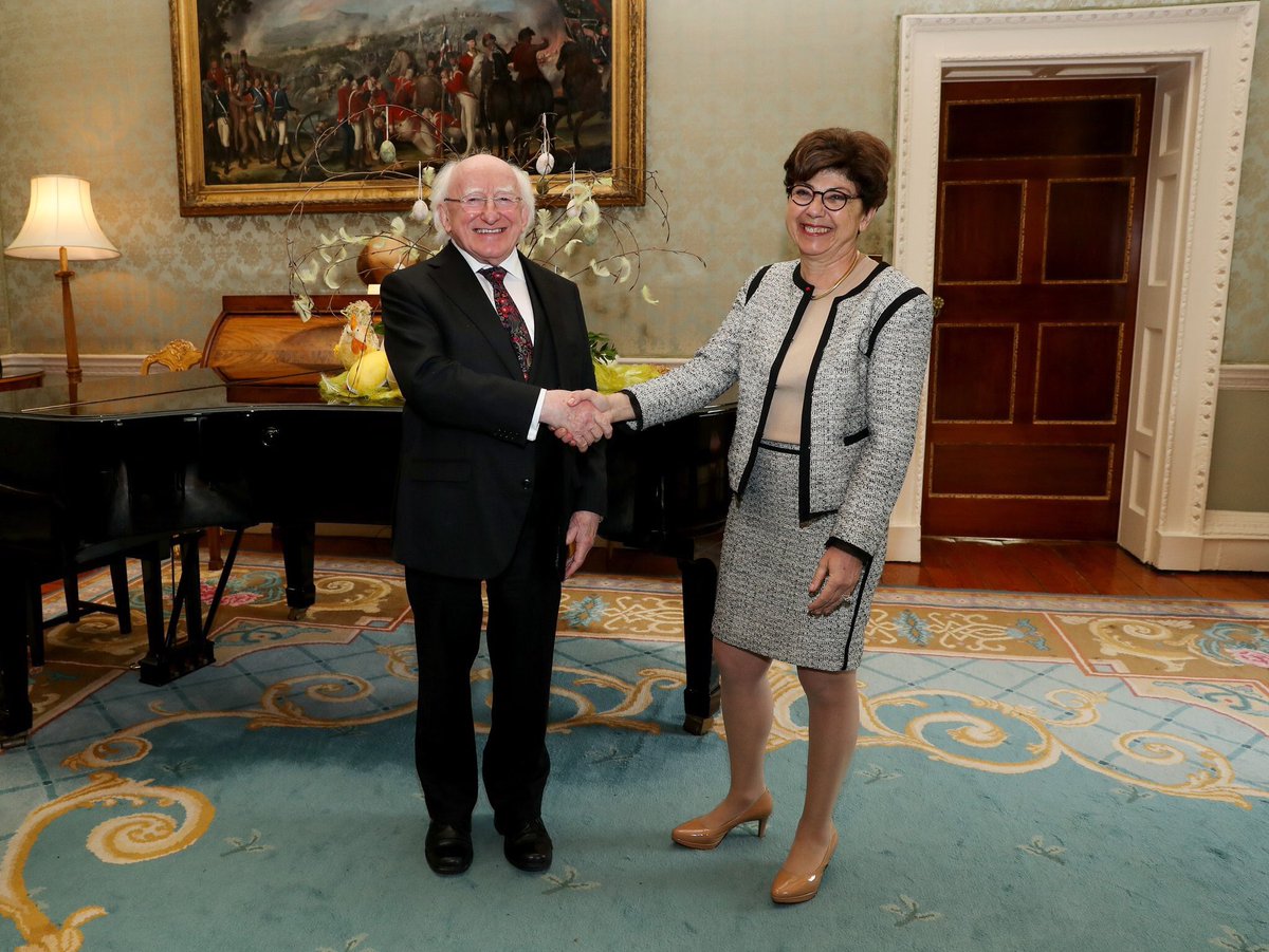 PresidentIRL's tweet photo. The President met with Ms. Monique Barbut, Executive Secretary of the @UNCCD, the Convention to Combat #Desertification.
Listen to the President’s speech here: https://t.co/NwZN0usBI2 https://t.co/xHz5eJ3p9M