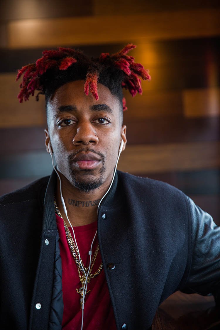 WichitaMag's tweet photo. From mopping floors at @NewmanU to big plays in LA @thatsdax sat down with us before his big move. 🎤 https://t.co/yA4MpGApqc
#music #rap #artist #local #feature #wichita #losangeles #bigplay #youtube #wichitamagazine #wichitamag #ictmag #kansas #ict #culture #ictlife https://t.co/isnQgQ11Gg