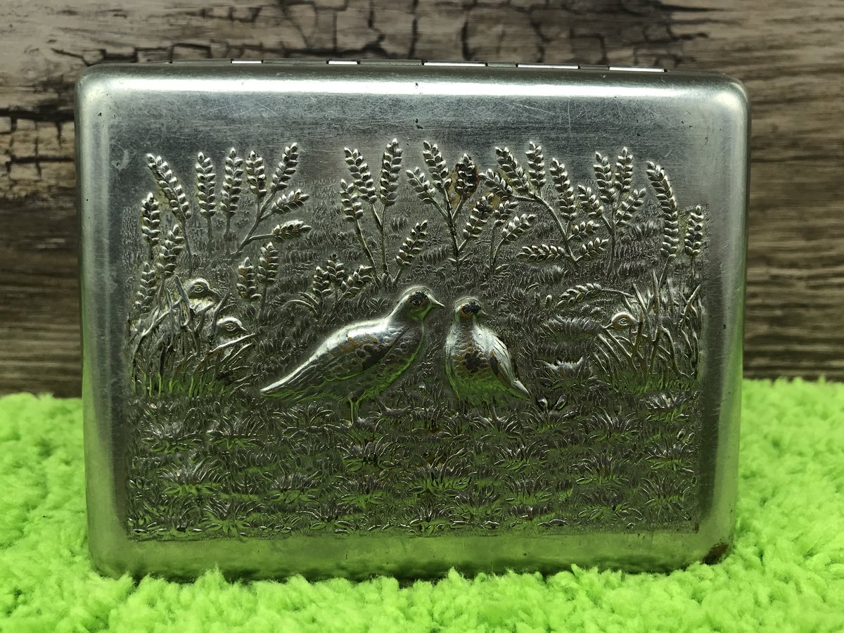 AntiquesUa's tweet photo. Russian Antiques Old cigarette case Russia metal
https://t.co/qf4tP5SixI
#Sales
#Cigarettecase #Cigaretteholder #Cigarettebox #Metalcigarettecase #Cigarettecases #Cigarette #Tobaccocase #Cigarettewallet #Smokingcase #Cigarcase #Cigaretteholders #Retrocigarettecase #Smokingbox https://t.co/BvZETb5Uwu