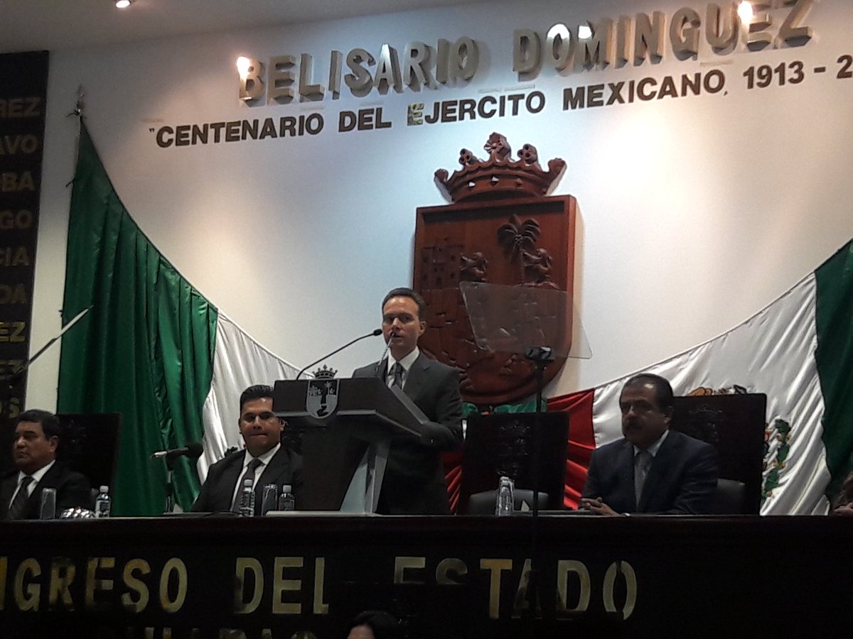 rubenzuarth's tweet photo. Acompañó al Gobernador @VelascoM_ en el Congreso del Estado de Chiapas, donde rinde su 5to Informe de Gobierno. https://t.co/iO9VPnle2u