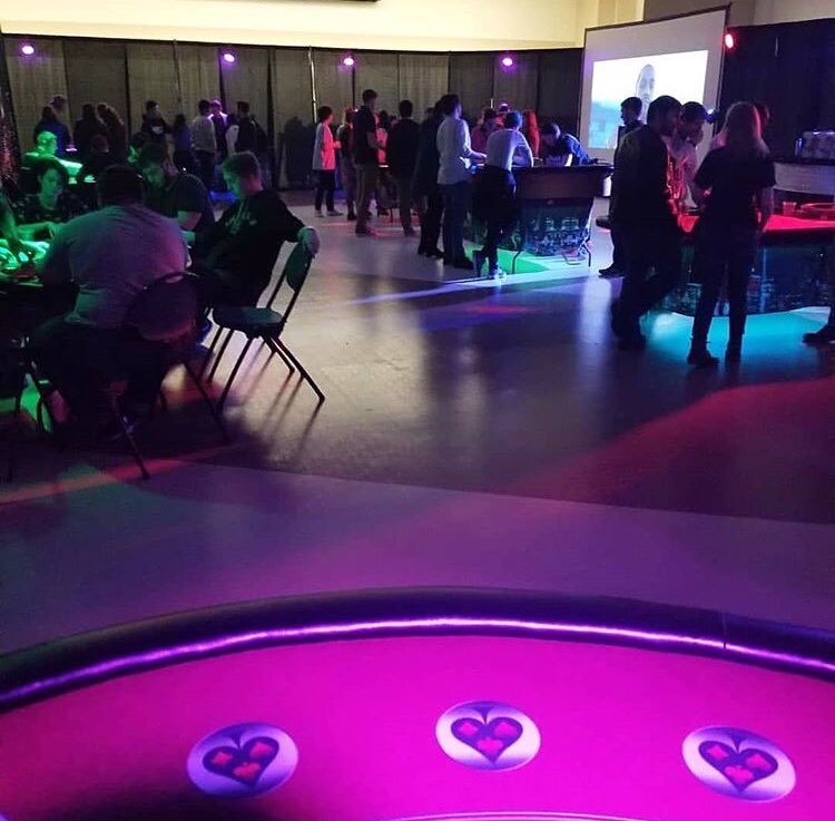 CAB_UNH's tweet photo. Thanks to @_TjohnE for helping CAB put on an awesome Casino Night as always last Friday!🎰💰
#FreeEvent #CAB #CasinoNight https://t.co/sllKrRmiaY