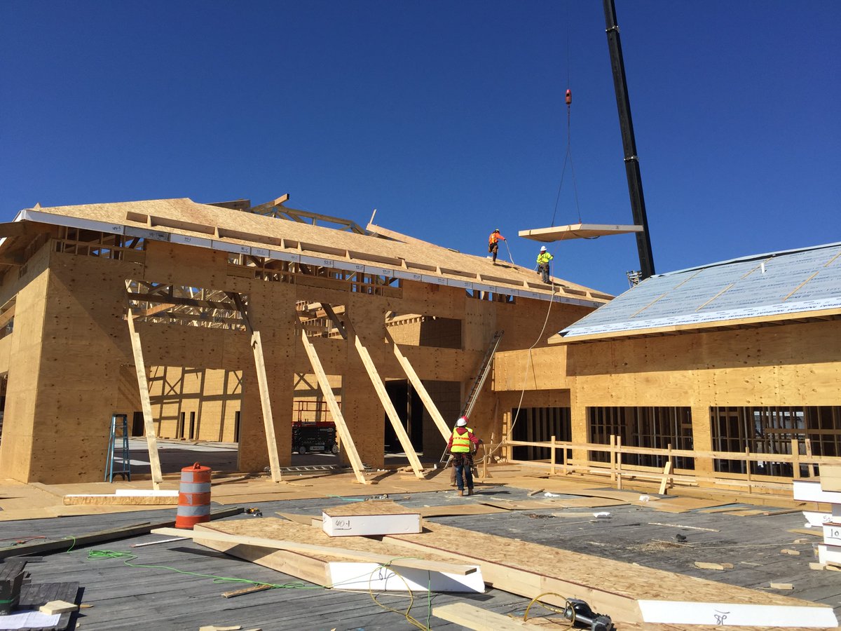 ENERCEPTINC's tweet image. The Enercept SIP roof panels have arrived and are being installed at Seaport Pier @Wildwood365 #seaportpier #siproof