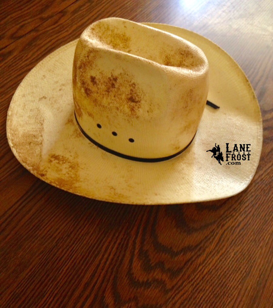 lanefrostbrand's tweet photo. The last hat #lanefrost ever wore, at @chefrontierdays in July. #LF #lanefrostbrand #legend #cowboyhat #thisoldhat #rodeo https://t.co/XCrCVUOtLa