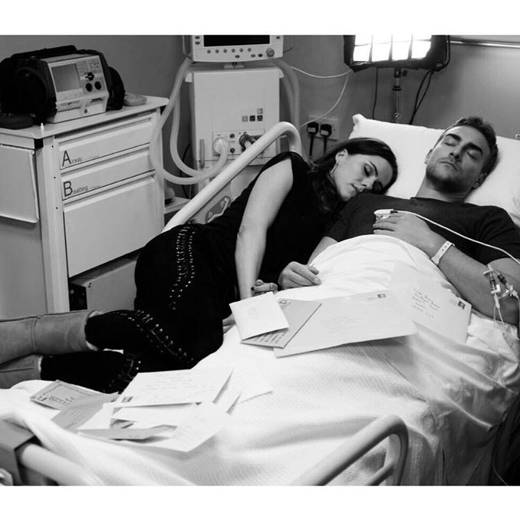 princesslenhrh's tweet photo. Stealing a cat nap with @bodyguardfrost 😴 https://t.co/MclinTJ2wc