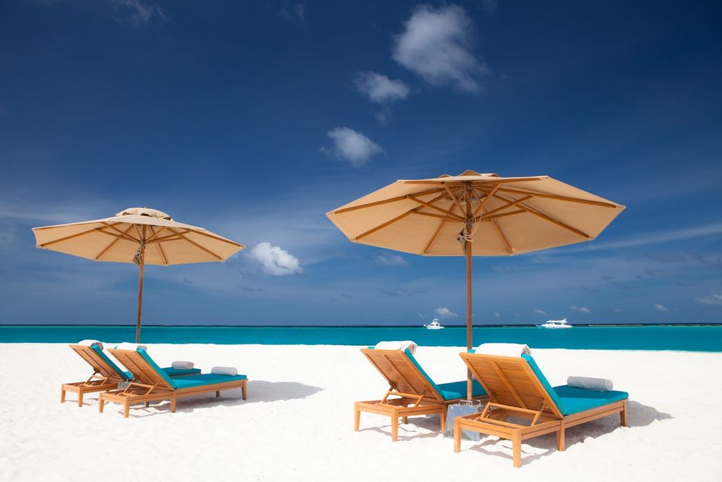 Luxtripper's tweet photo. Sun Siyam are opening a new resort in the Maldives later this year, who else is excited to see this brand new 5*+ premium luxury resort? #luxtripper #luxurytravel #luxury #travel #beach #whitesand #themaldives #maldives #sunsiyam #turquoiselagoon #lagoon https://t.co/4w873QN6nW