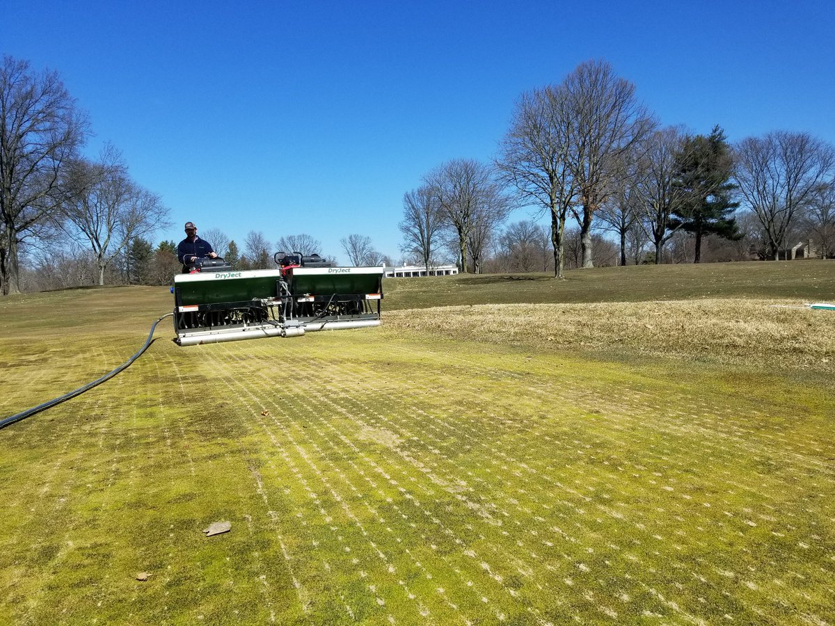 SpecializedTurf's tweet photo. #DryJectTwin testing today. Great success! Of the three machines, the twin did more than 66% of the work, with no loss in completion time from our previous jobs here. Thanks @mcscsuper8 for the help and @dryjectmatt! Onward and Upward!  #greatsuccess #sandlogistics https://t.co/t91W5z8Gex