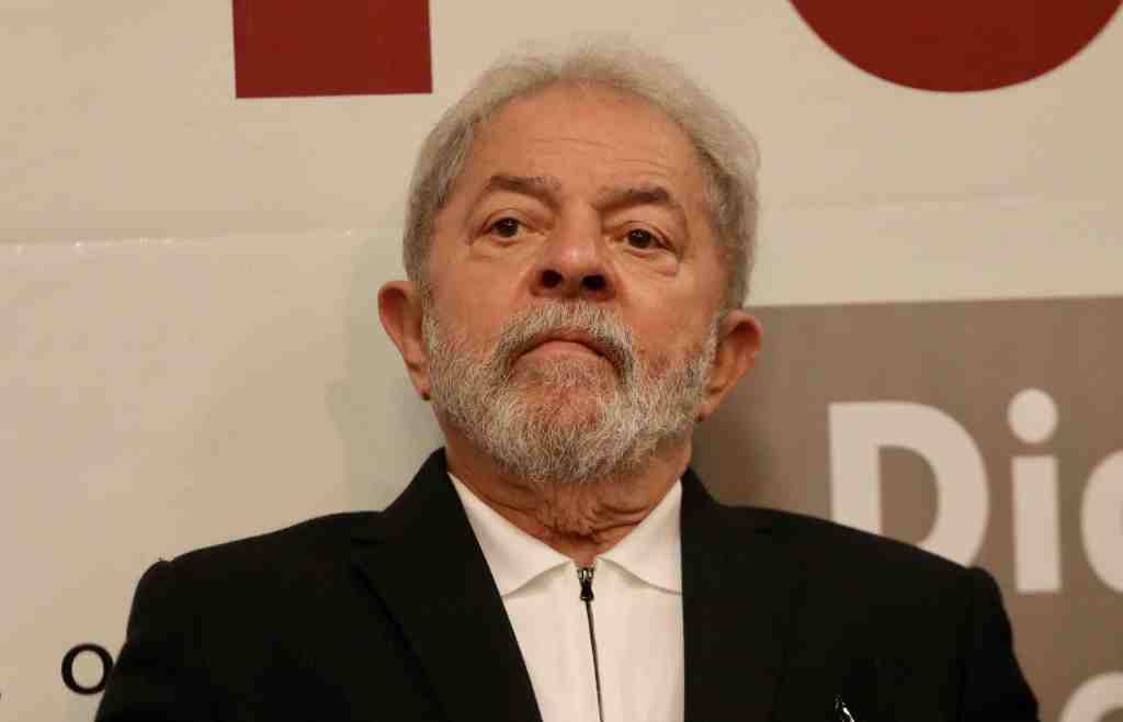 fofurasanimal's tweet photo. Princípio Lula: Acusado de roubo é solto por Juiz do DF com base em decisão do STF https://t.co/xvQZJTDAz0 https://t.co/FCPZZdfrdK

#RodaViva #2050DePijama #Moro #EstreiaNadaAPerder #TVCultura #FolhadeSãoPaulo #Juiz #LulaPeloSul #LulaPeloBrasil  #LulanoTRF4 #LulaPorSC  #LavaJato