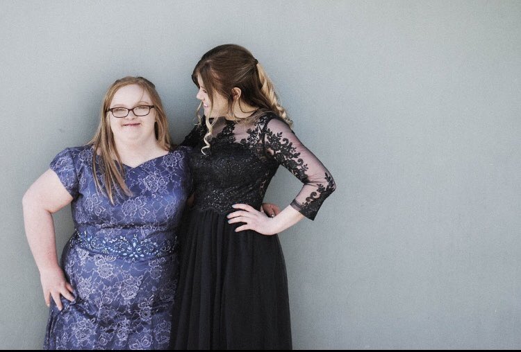 ashleyrees_'s tweet photo. I got to go to my last prom with my angel best friend ❤️ thank you for the best night ever Abby, you looked beautiful 

PC - @mcdougal_morgan https://t.co/4TgQdV93wW