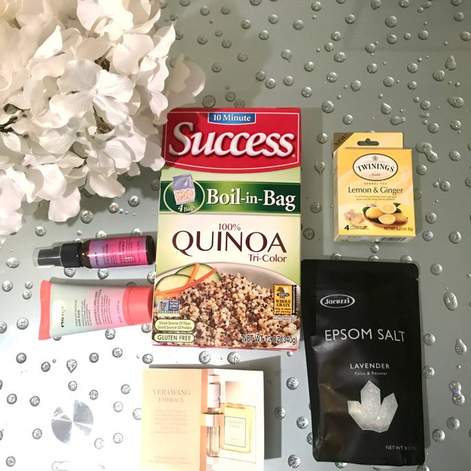 gtriunfel's tweet photo. Finally got a chance to open up my #MomLifeVoxBox compliments of @influenster All products were free for testing purposes #JLBepsomsalt #Verawangfragrances ##TwiningsTeaTime #EvaNyc #Evawashandstyle #EasySuccessQuinoa https://t.co/w62p1b2eZ5