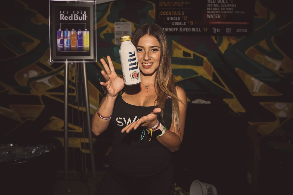 SWARMwithus's tweet photo. Providing ALL concessions for the epic Miami Music Week concert event, serving + 750,000 drinks, with over 300+ bartenders - #SWARMnation giving you another incredible experience at #miamimusicweek2018 https://t.co/XX9ZHzagpt