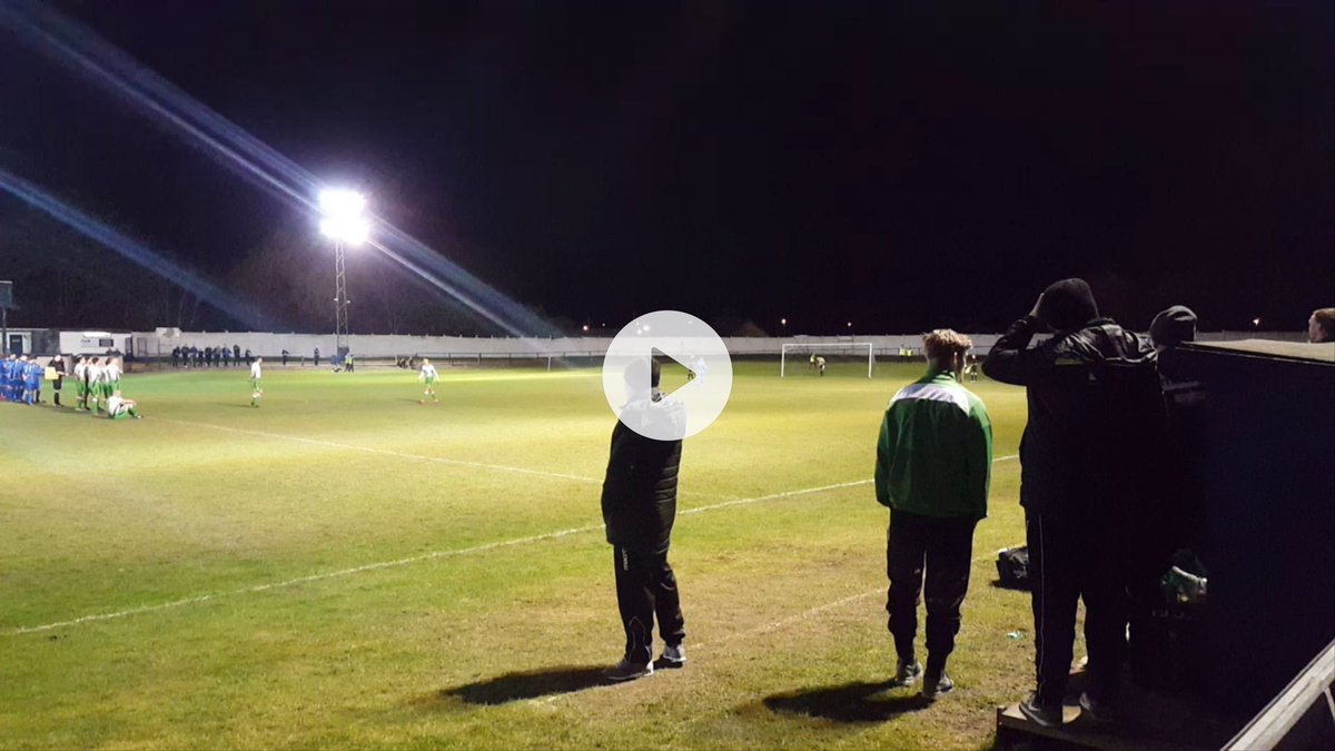 lexie_cpfc's tweet image. @WinsfordUnited Through to the Semi Finals!! Congrats lads 👏🙌 
Here's Damien's winning penalty #WUFC