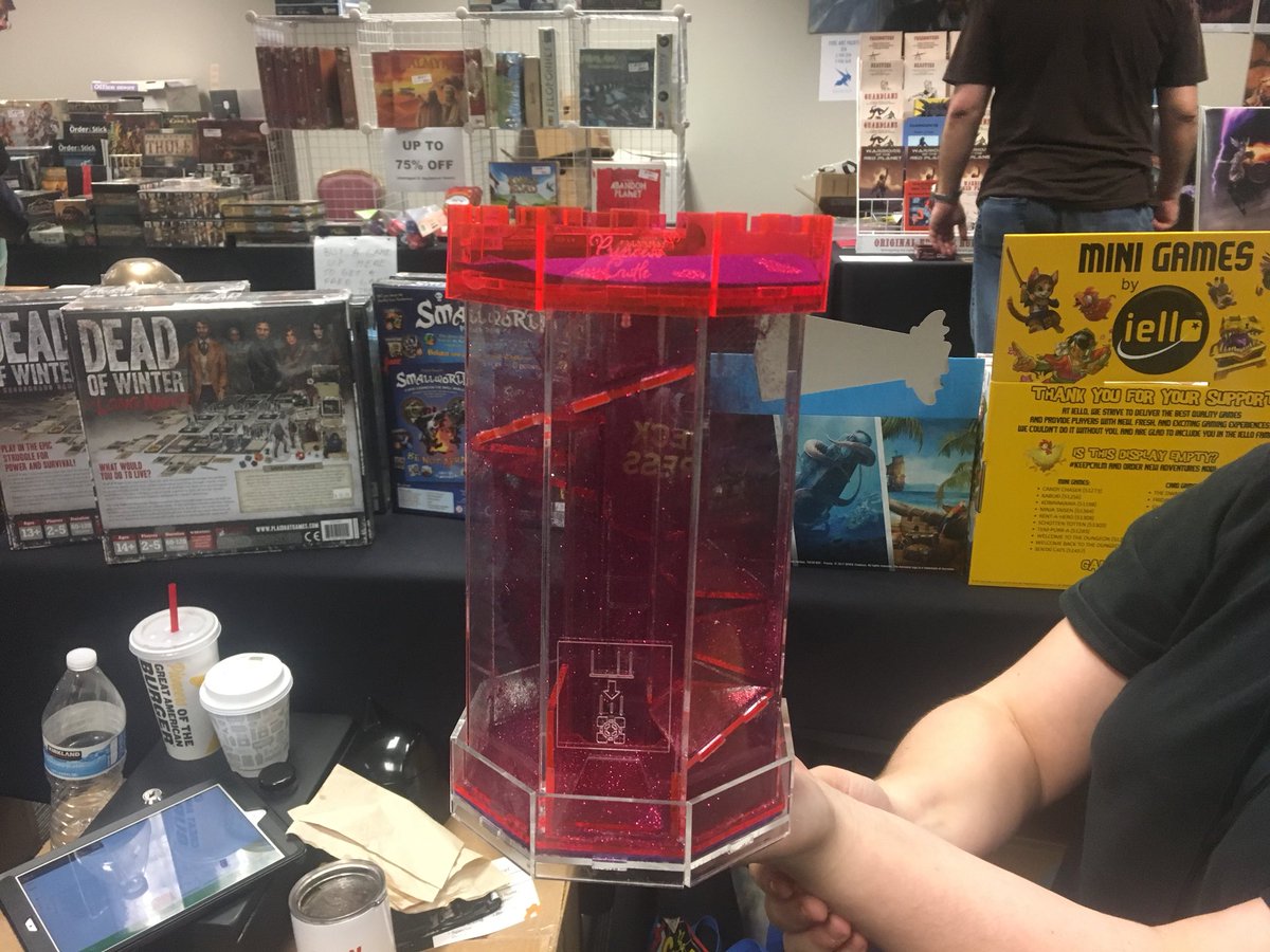 Sacramento conquest was fun. Made some good contacts. Not as many sales as was hopping but it’s a first con and I was feeling out what people wanted. Made an Uber sparkly special order dice tower though! Here is “Princess’ Castle” for a tyranid army... #glowforge