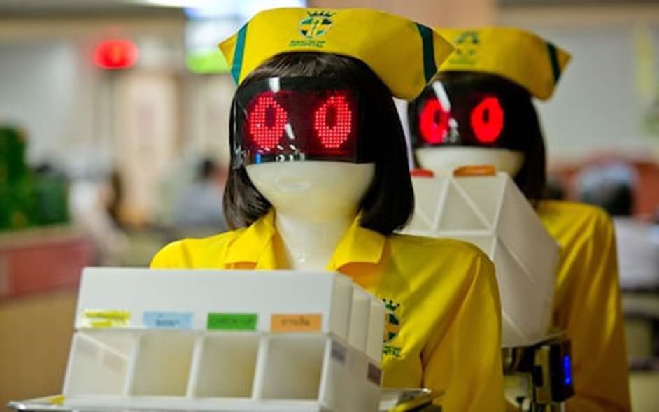 ianbremmer's tweet photo. Thailand. Robot nurses who are there to help and will definitely not try to kill you in your sleep. https://t.co/kiliLfWCTi
