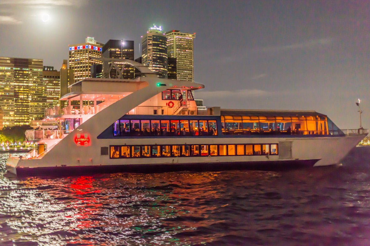 Mfesco's tweet photo. Sea Tea, Gay Party Cruise is having an Early Bird Special for Pride week-end. June 23rd &amp; 24th Tickets are only $25. at https://t.co/UNAWCoXC7X https://t.co/c8Pht6No4W