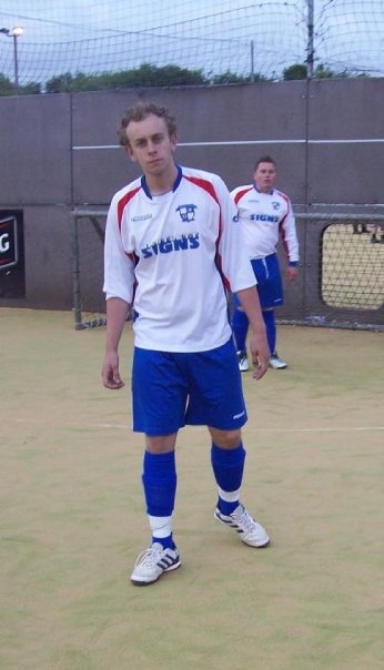 LSOldSkool's tweet photo. Defeated by Murder on Zidanes Floor this evening. Thanks @ChrisssyyyB &amp; @18_green18 for helping us out tonight #OriginalOldSkoolers ⚽⚪🔵️️ https://t.co/lgaoXqTA4e