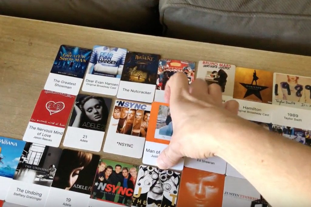 vergereviews's tweet photo. Man with excellent taste in music controls his Google speakers with RFID tags https://t.co/RNRBNVlCiI https://t.co/2ixqq6QBqb
