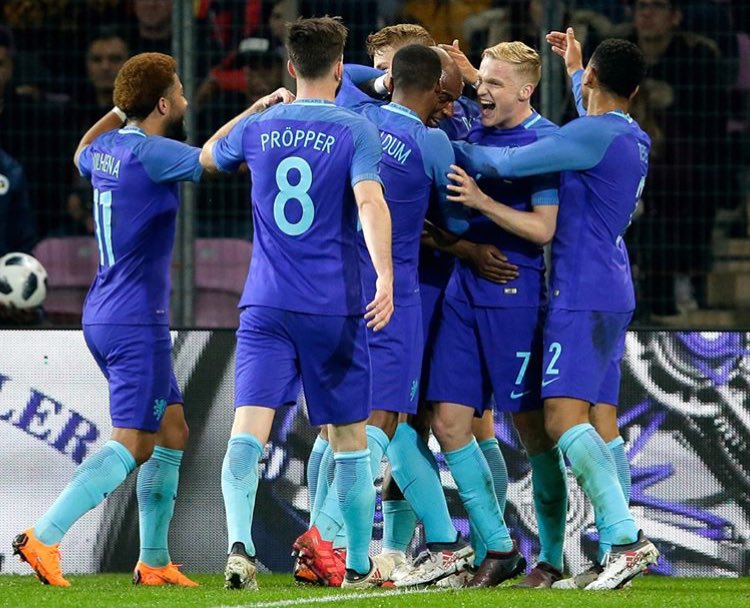 GWijnaldum's tweet photo. Good vibes tonight in Geneva! 3 goals, a clean sheet and a solid team performance, we can build on this. Thanks for the support and have a safe trip back👍🏾🦁🇳🇱 https://t.co/XVv5DKrlbO