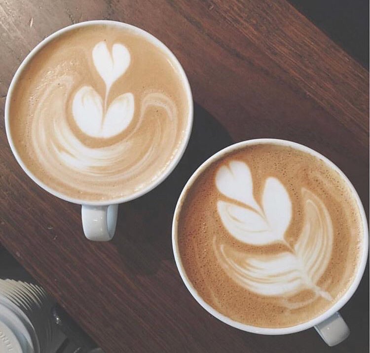 CourageYard's tweet photo. Who noticed a certain familiar face make its return to #ShadThames?

@StarbucksUK have officially reopened in their newly refurbished (and expanded!) unit ☕️🙌 https://t.co/g4NugV6CpP