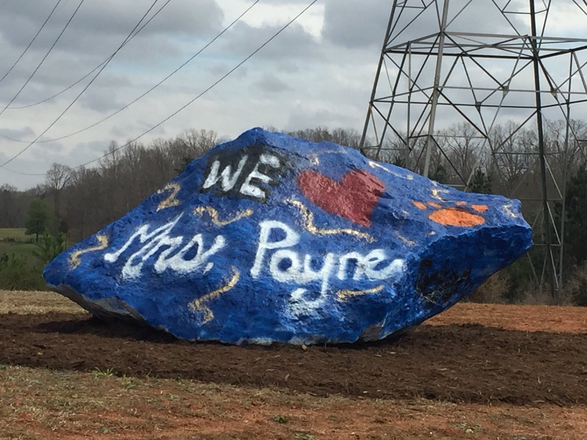 MrsPayne3rd's tweet photo. This made my week last week! Thank you for the shout out, Tucker! #priderock @pvespride https://t.co/1wFm1U1X0i