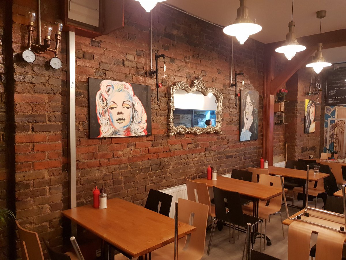 RobThompson_Art's tweet photo. #Osckars #OsckarsCafeBistro
#collaborationwith #RobNoddyArt These got put up today ππ¬π§ Thanks 2you I got this, great support π
@MDatzberger @JANeto72 @billymoore300
#Until mid April for 1 or 2 onto #theculthouse then onwards for others for whole of 2018 ππππ¨
π#.@RT https://t.co/zKzIZyDWkn