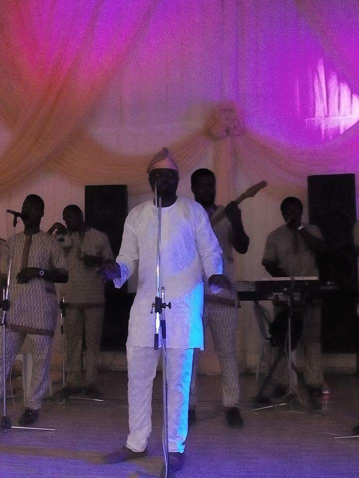 DeleyeDedayo tweet picture