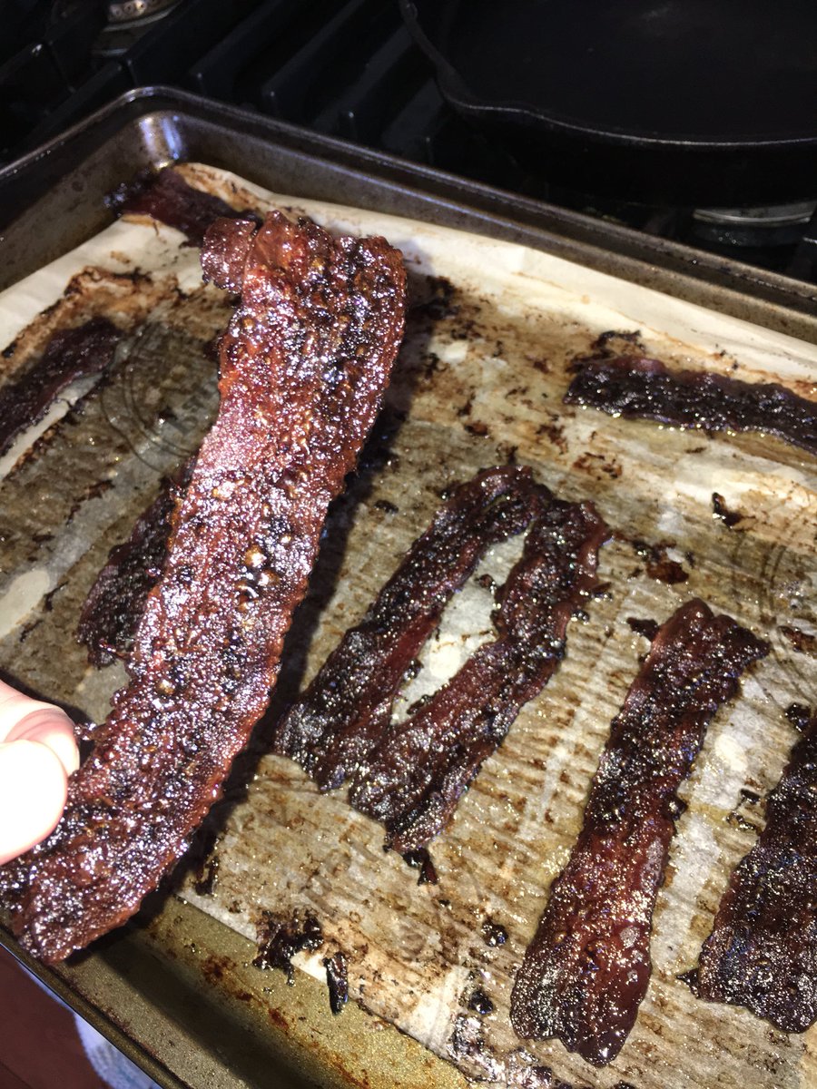 tristenmaclean's tweet photo. Mmmm Bacon🤤😂 https://t.co/7mCdrqJjdc