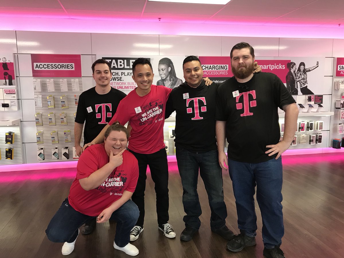 TonyEDUB's tweet photo. A bittersweet day here in Boise, today is @madrigal1775’s last day as he just got promoted! @EDub_Justin, make sure you welcome him with open arms! https://t.co/IruKlQUtkI