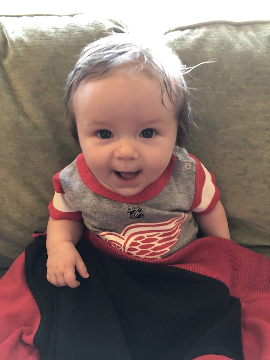 Ready to watch the <a href="/DetroitRedWings/">Detroit Red Wings</a> on <a href="/FOXSportsDet/">@BallySportsDET</a> tonight! #LGRW #GoWINGS!