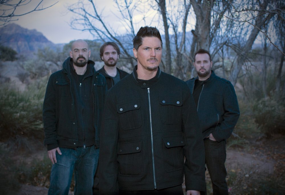 Ninoderio's tweet photo. Les meilleurs enquêteur en paranormal #GhostAdventures @Zak_Bagans @jaywasley @AaronGoodwin @BillyTolley 💪🏽💙👻 https://t.co/Wizg0FnBjH