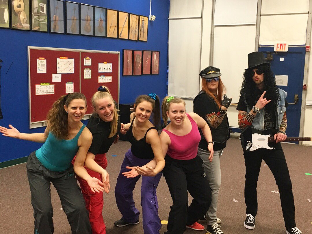 CipollaBrooke's tweet photo. Teacher lip sync battle at TES talent show. So much fun! π #teamEPIC #syncsquad @TESCougars1 https://t.co/BB05m7lpYa
