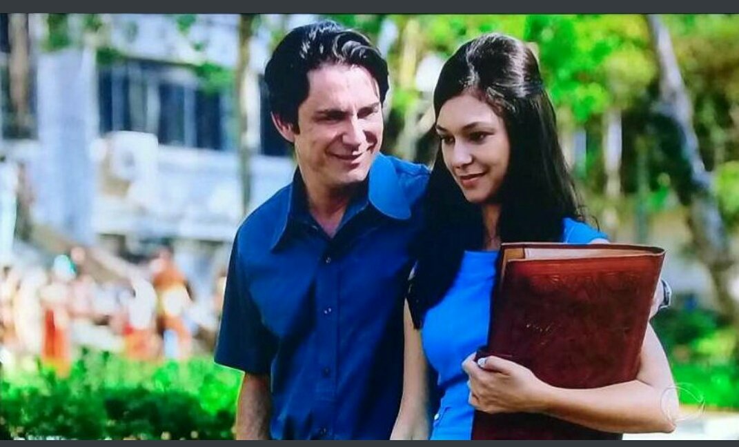 Yasmin53651565's tweet photo. Por trás de um grande homen há uma grande mulher #EstreiaNadaAPerder 
#NAPMG 
#NAPMGEldorado https://t.co/1eGacElolz