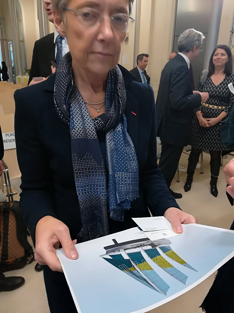 GuiLeGrand's tweet photo. Merci Madame la ministre @Elisabeth_Borne de votre écoute, de votre considération et de votre intérêt pour le #VoilierCargo @TOWindTransport qui bientôt transportera des milliers de tonnes #0CO2 et #àlavoile ! #makeourplanetgreatagain #maketheseagreatagain https://t.co/BELgRuaACC