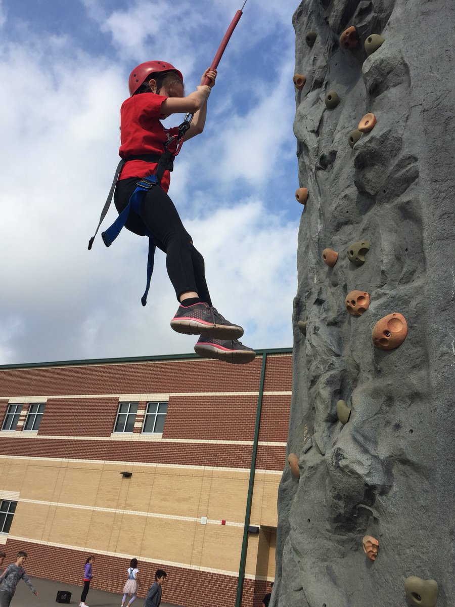 The sky’s the limit as our Stampede aim high on the rock wall this week! <a href="/NISDKallison/">Kallison Elementary</a> <a href="/kallisonrotatio/">Rotation Specialists</a> @raven_moreno6