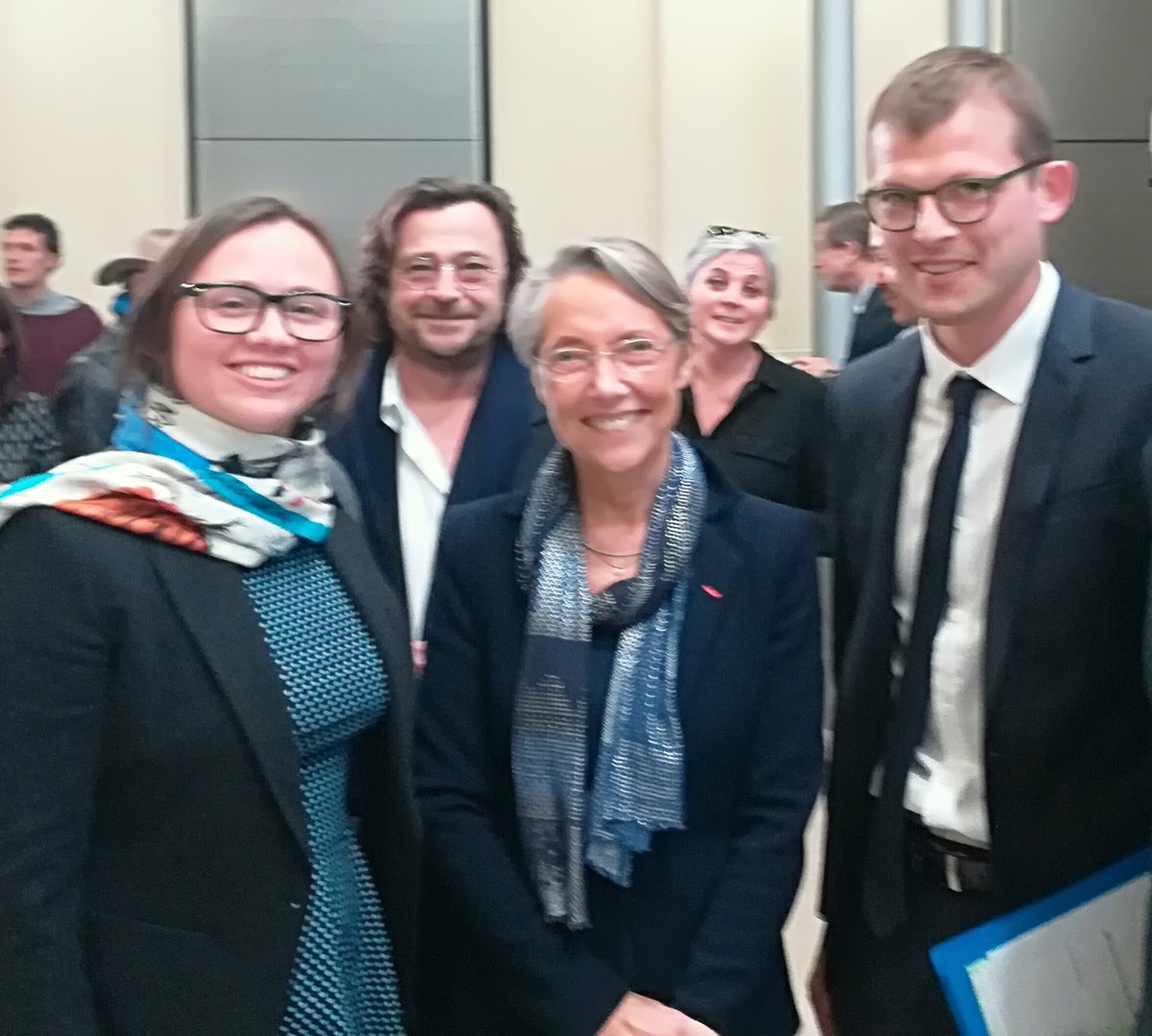 GuiLeGrand's tweet photo. Merci Madame la ministre @Elisabeth_Borne de votre écoute, de votre considération et de votre intérêt pour le #VoilierCargo @TOWindTransport qui bientôt transportera des milliers de tonnes #0CO2 et #àlavoile ! #makeourplanetgreatagain #maketheseagreatagain https://t.co/BELgRuaACC